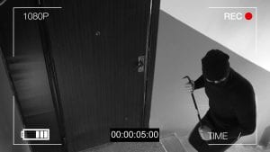 CCTV captures burglar breaking into building